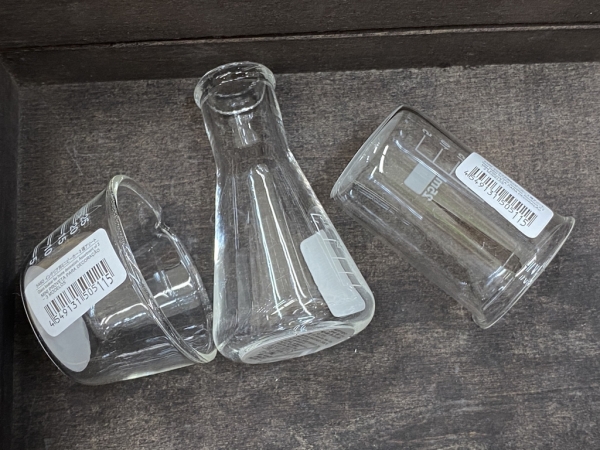 100均(ダイソー)のフラスコ・ビーカー類 IMG_6322
