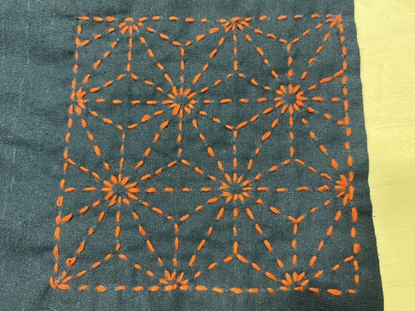 ダイソーの刺し子布